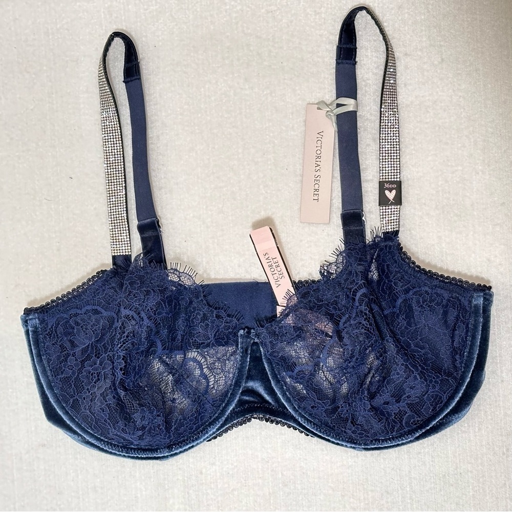 NWT Victoria’s Secret Dream Angel Push Up w/out padding blue velvet lace 36DD‍‍﻿
